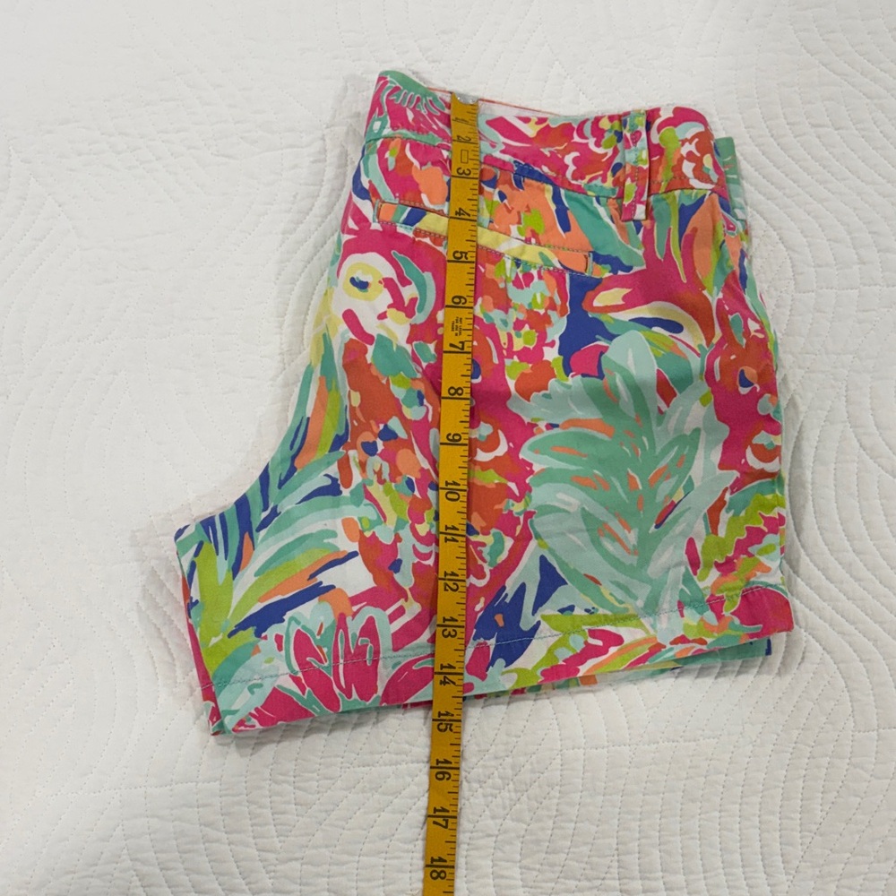 Lilly Pulitzer, The Callahan Short. Vibrant & Floral - Picture 8 of 9